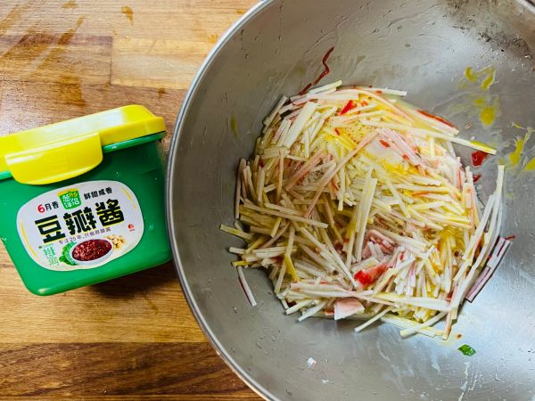 酱香蟹棒海鲜饼