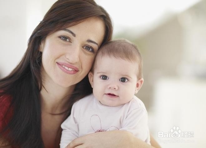 孩子突然不爱喝奶怎么处理，三种原因四条办法