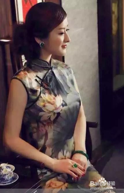 教你旗袍如何穿出时尚