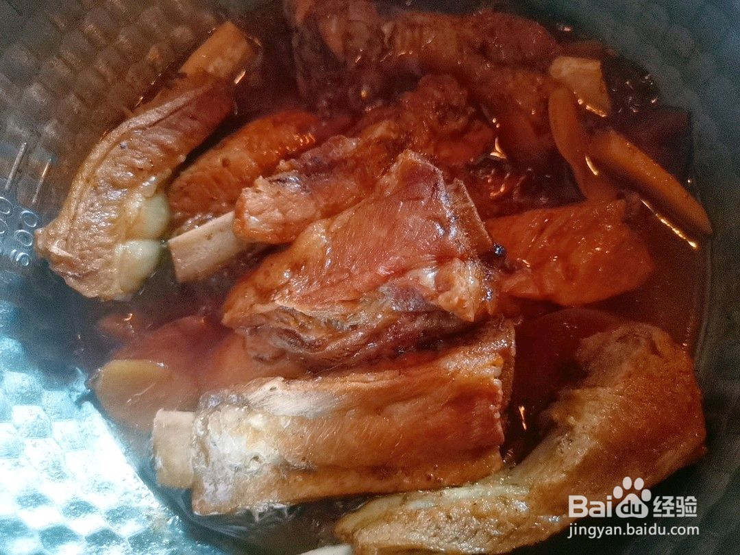 苹果闷排骨的做法