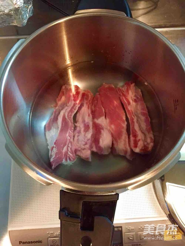 糖醋排骨的做法