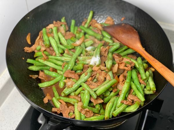 懒人版豆角焖面