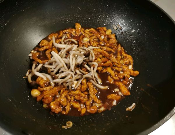 味极鲜家常炒面