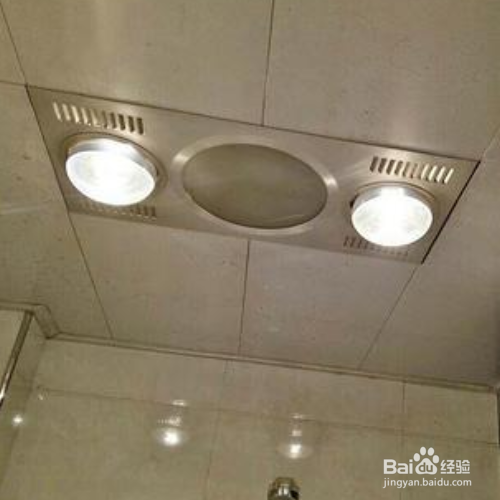 卫生间的灯一闪一闪的是什么原因