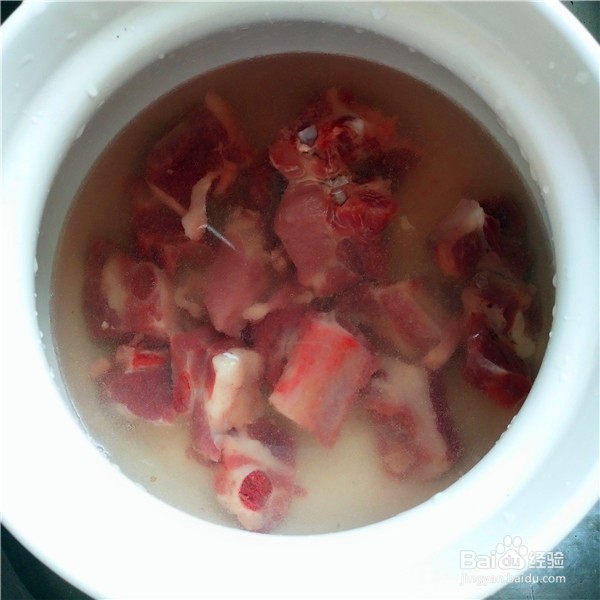 排骨汤怎么做？