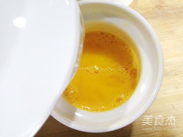 草菇蒸蛋羹的做法