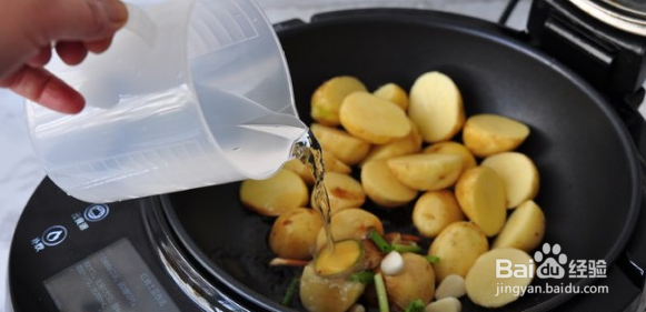 懒人炒菜之红烧土豆的做法