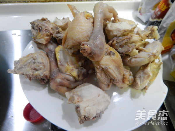 小土豆烧鸡的做法