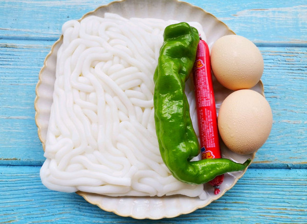 青椒火腿土豆粉