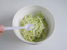 淡淡清香—西葫芦鸡蛋饼