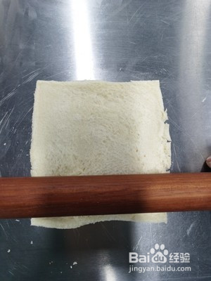 肉松吐司卷的做法