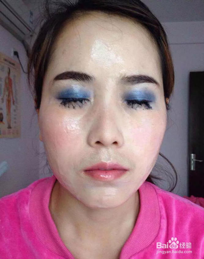 教你如何使用清洁卸妆凝胶