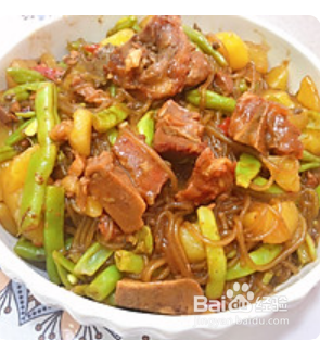 排骨土豆粉条炖豆角怎么做