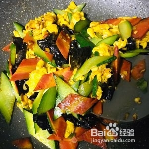 色味俱全的什锦炒蛋