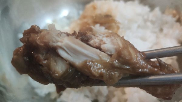 一人食~香菇鸡肉炖~极简美食