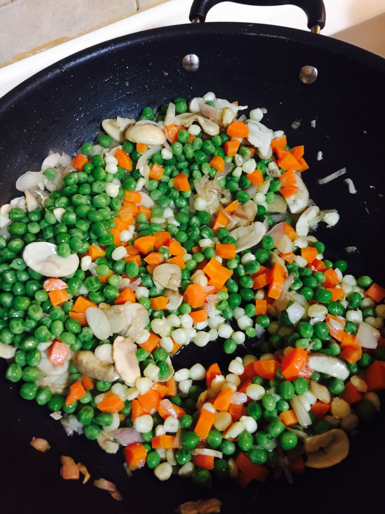 美味的三文鱼炒饭的做法，你学会了吗