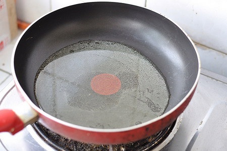 夏季祛暑必备良品，辣酱凉拌黄瓜帮你降温