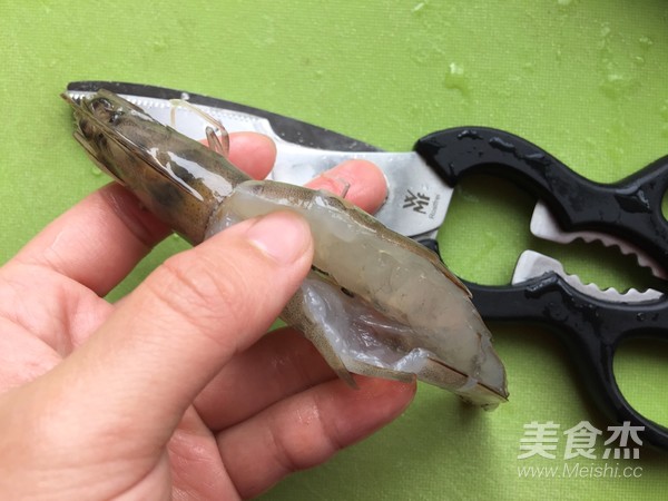 蒜蓉金针菇烤花蛤虾