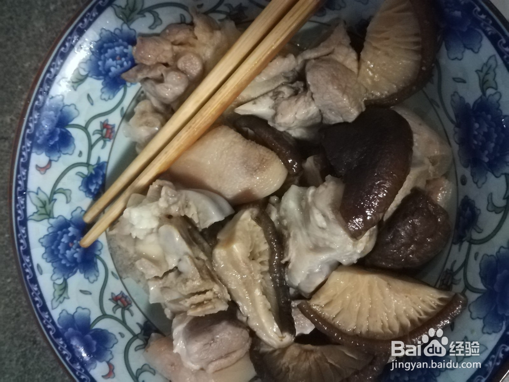 香菇烧猪蹄做法