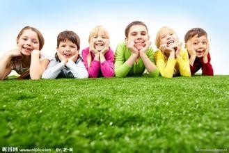 什么话题可以吸引女孩子