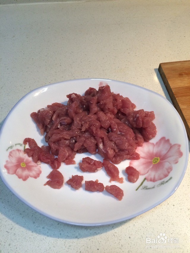 怎样制作烧烤？怎样制作牙签肉烧烤？
