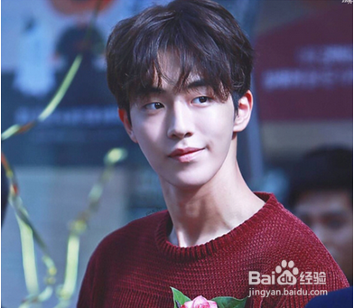 女孩学美容美发工作好不好找?