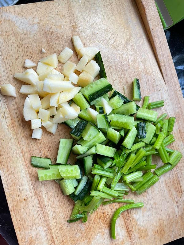 芹菜黄瓜苹果汁