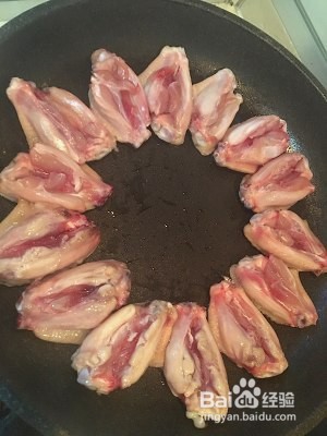 怎么做脆皮黑胡椒鸡翅