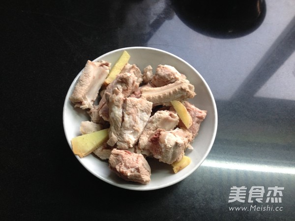 冬瓜排骨汤的做法