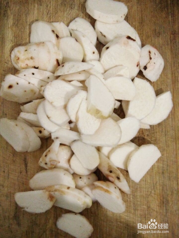 农家菜——红烧泥鳅芋艿（附视频）