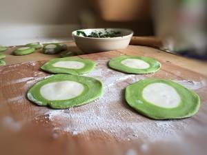 翡翠白玉白菜水饺详细版，馅料怎么搭配？