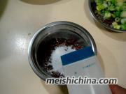 怎样做酥香樟茶鸭