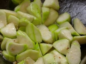 丝瓜荷包蛋的做法