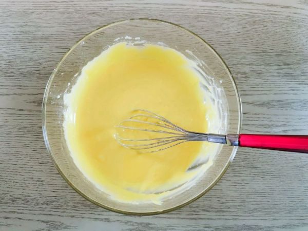 绵软细腻古早蛋糕