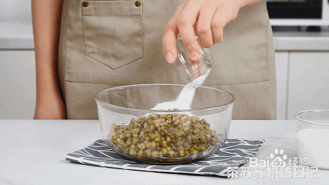 绿豆沙牛乳提拉米苏的做法