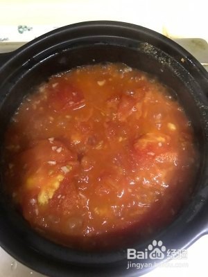 食补佳品砂锅番茄焖鱼的做法