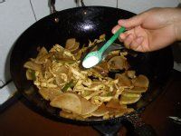 简单爆炒豆皮的做法