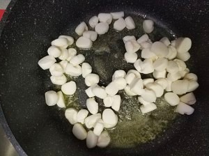 怎么做肉松雪花酥