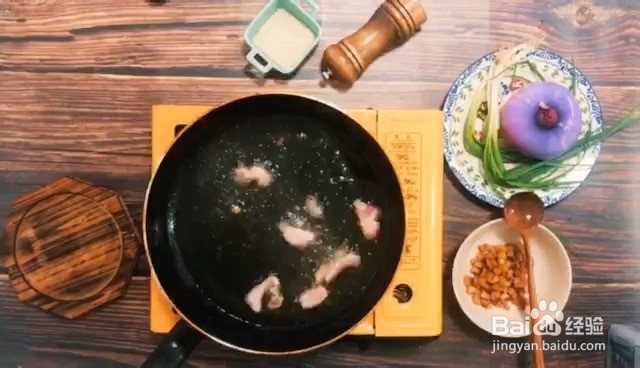 猪油渣拌饭的制作方法