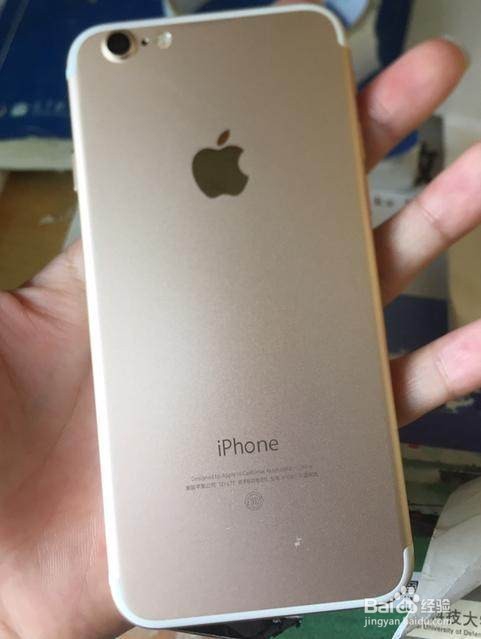 网友买了一款有耳机孔的“iPhone7”？！