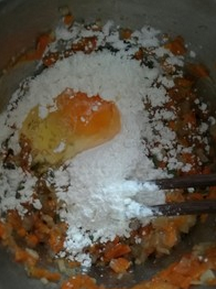 给挑食的孩子做的喵喵侠煎虾饼