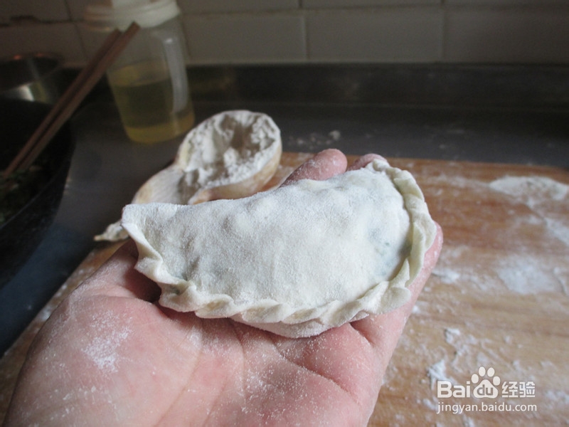 盛夏美食韭菜盒子