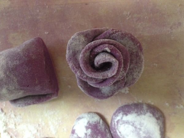 紫薯玫瑰花馒头