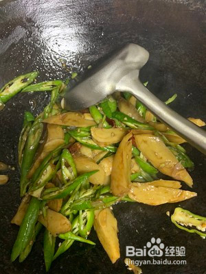 青椒炒面筋的做法