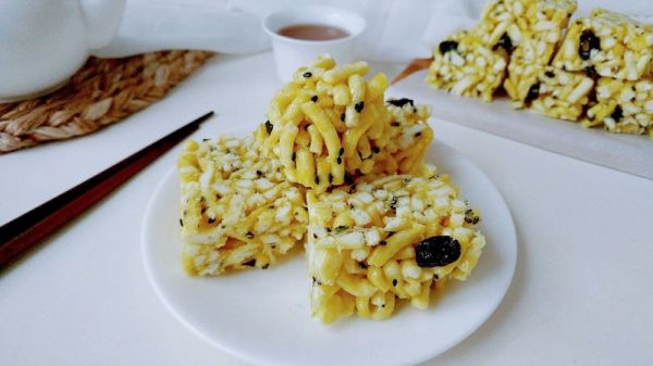 黑黑鸡蛋酥糖蘸