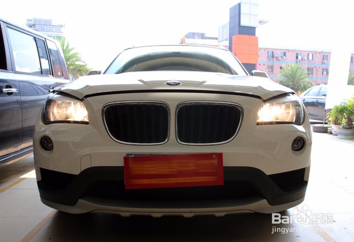 提高夜晚颜值,展现宝马X1眼睛的魅力