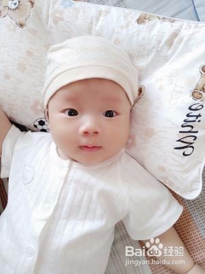 宝宝偏头丑掉渣,漂亮妈妈有妙方