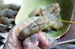 家常火龙果炒虾仁的做法