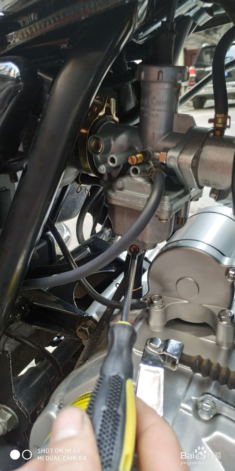 摩托车长久停放化油器及电路简单处置方法