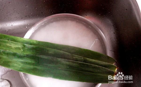 一步步做馋嘴的红枣豆沙粽